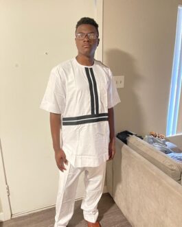 Dashiki white with black front stripes design