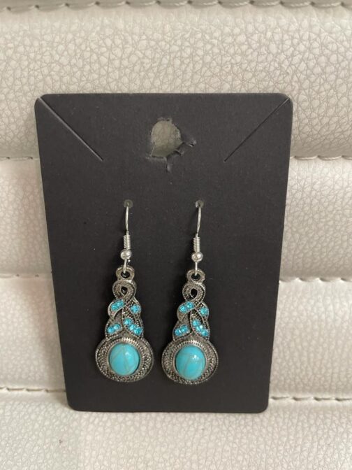 007 Vintage turquoise with stones earrings